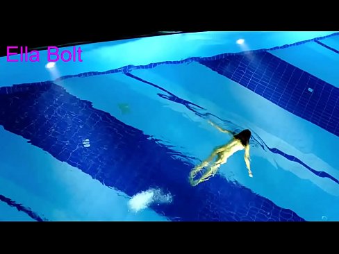 ❤️ Nuk mund të ndalem së shikuari, bjondja e re u kap duke notuar nudo në pishinën resort ELLA BOLT Video e ndyrë  në pornografi sq.yh9n.top ﹏