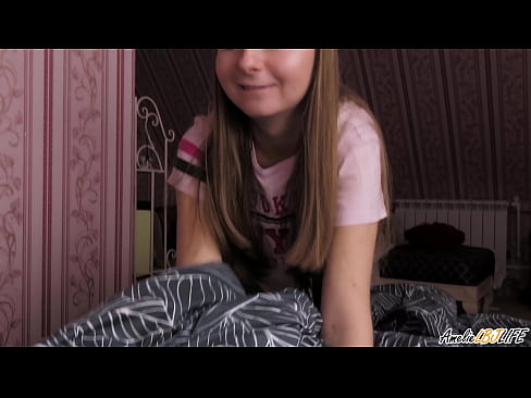 ❤️ Blondie thith thellë BFF-në e saj dhe merr spermë në gojën e saj Video e ndyrë  në pornografi sq.yh9n.top ﹏